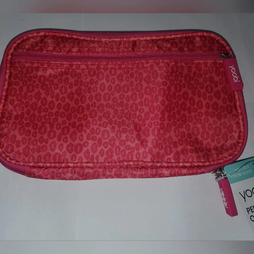 Yoobi Pencil Case Pink Lip Print